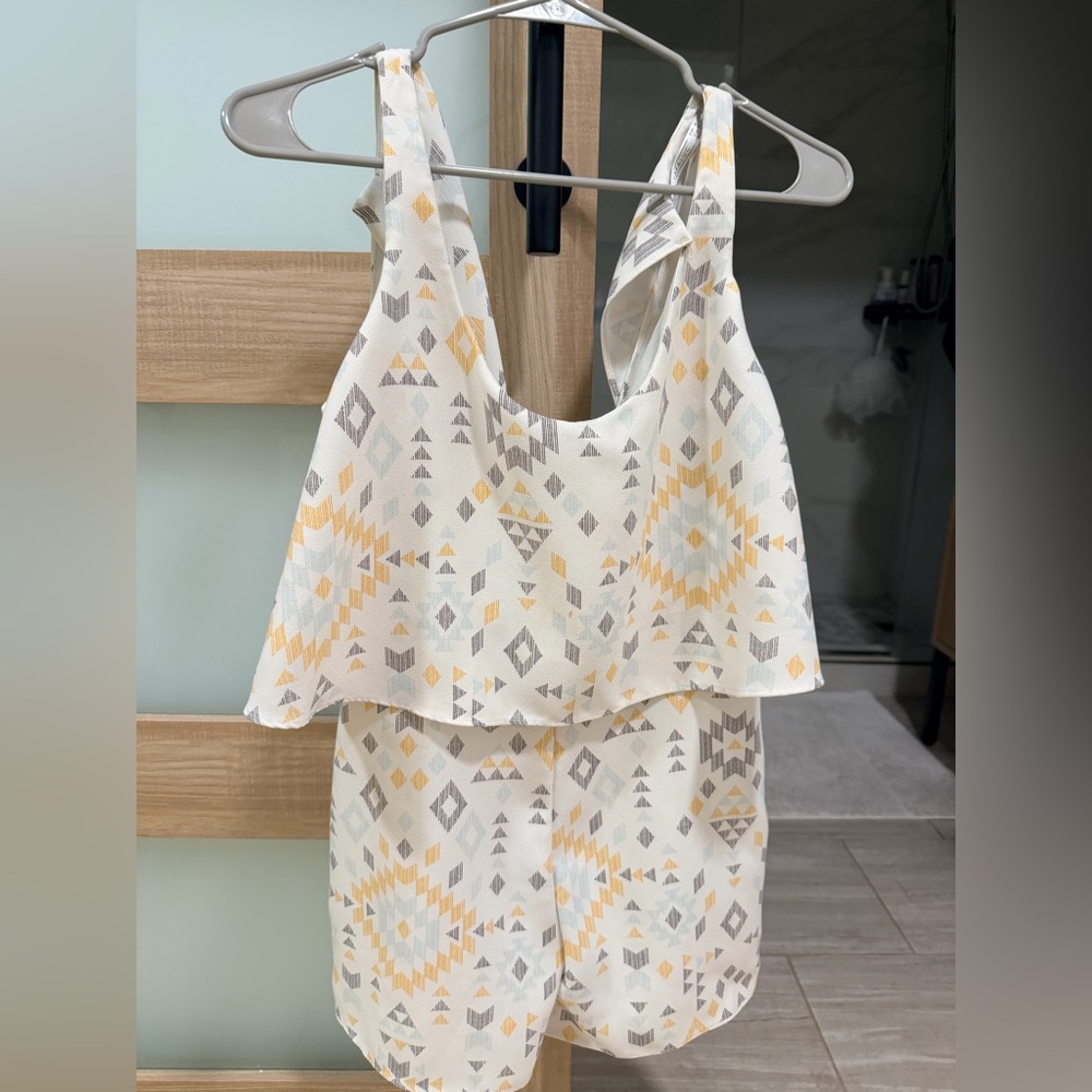 Zara Multicolor Geometric Pattern jumpsuit - Picture 1 of 3